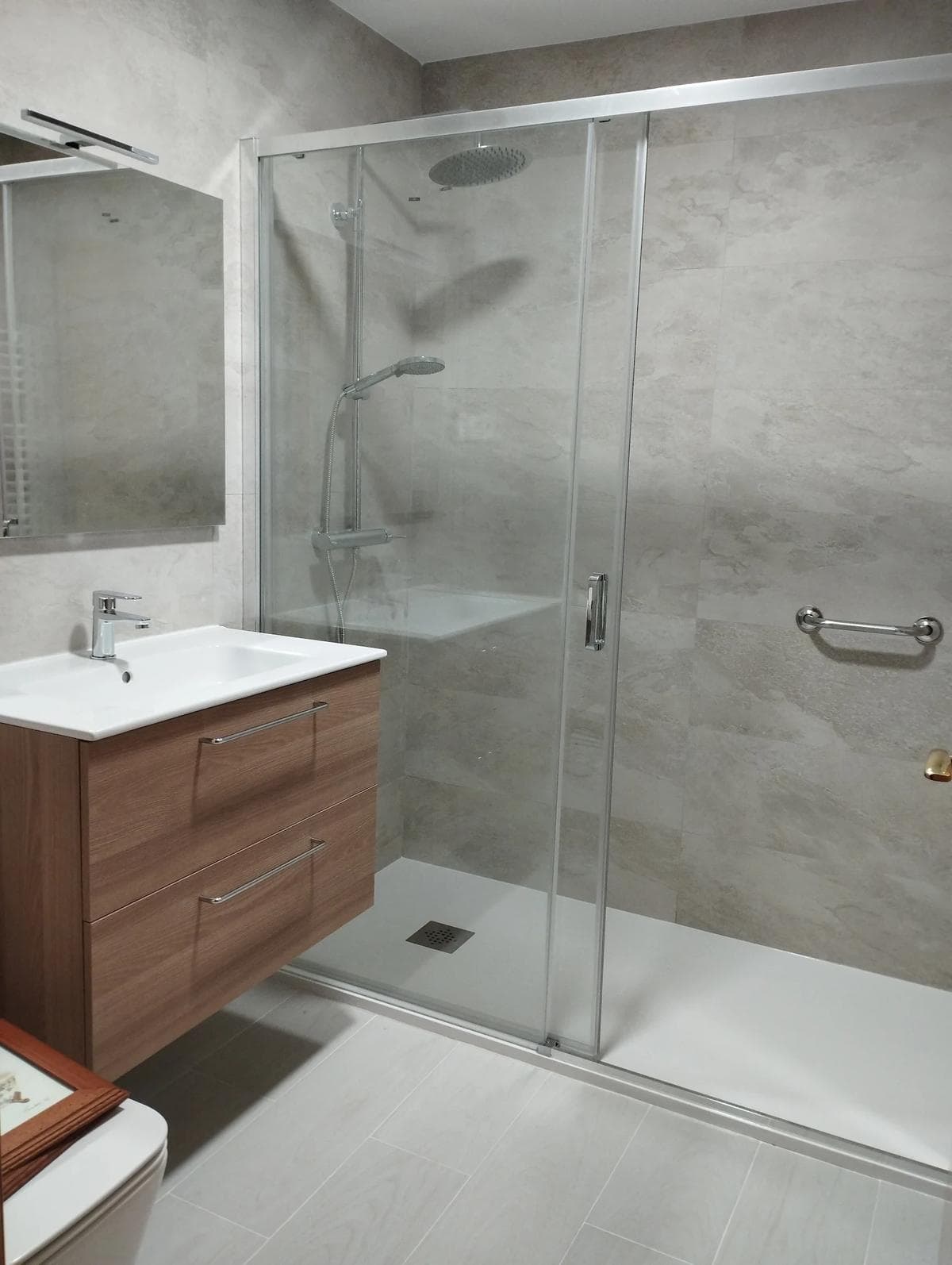 Reforma completa de baño por Gracias Paco en Barcelona